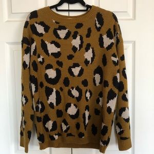 Forever 21 print sweater size medium